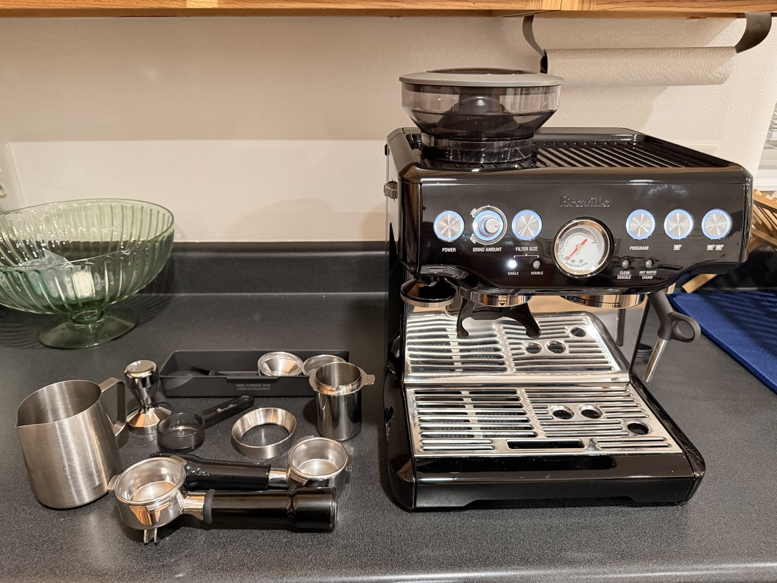 Breville Barista Express Espresso Machine Black with Accessories