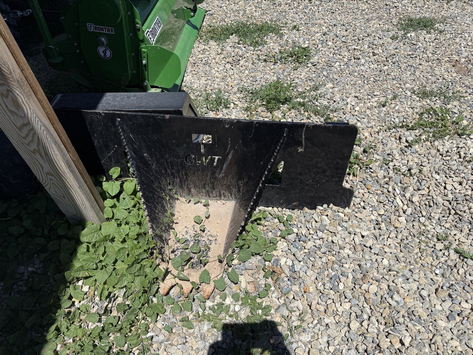 Main image 7