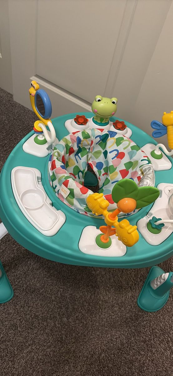 Baby bouncer toy