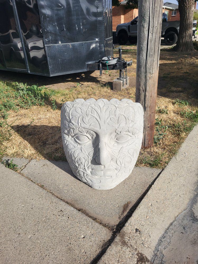 Main image 2
