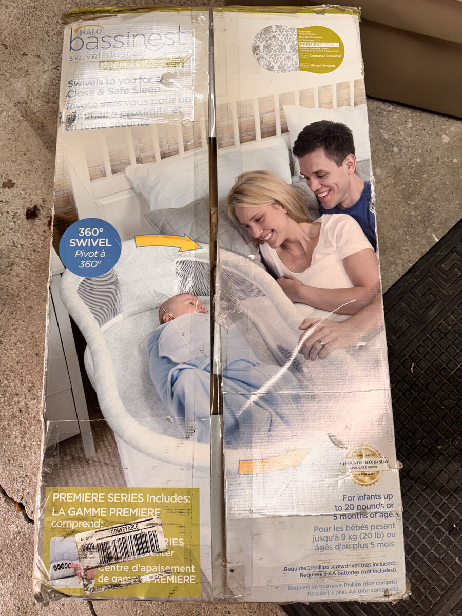 Baby items - Halo Bassinest, Mamaroo & Rockaroo $50