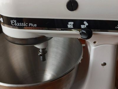 KitchenAid Classic Plus Stand Mixer White with Attachment