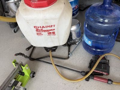 Chapin 63985 4-Gallon 24V Rechargeable Backpack Sprayer - Wide Mouth