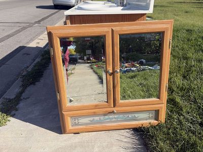 Vintage Oak Wood Mirrored Medicine Cabinet with Decorative Glass Panel