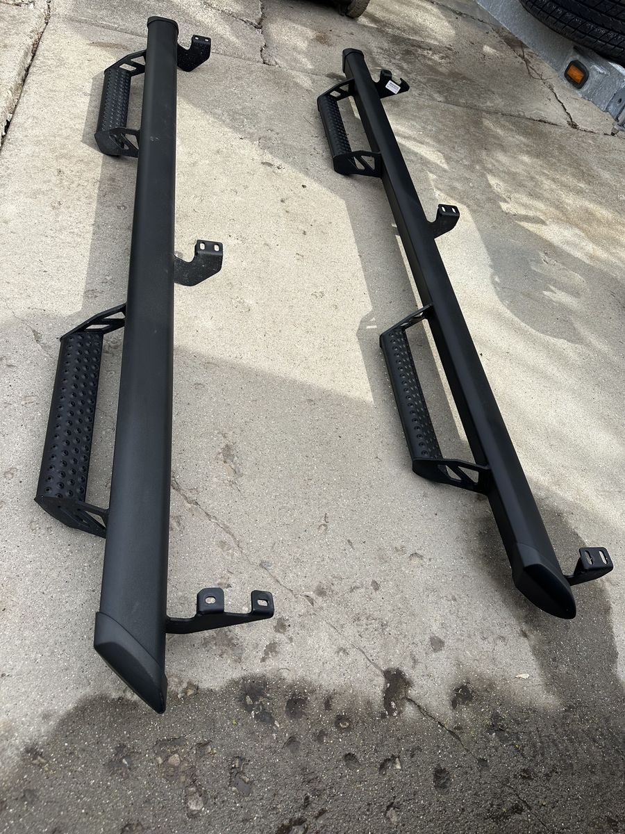 Running Boards - Toyota Tacoma