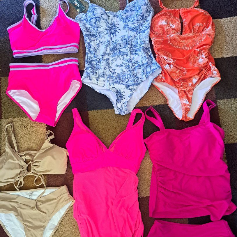 6 cute swimsuits