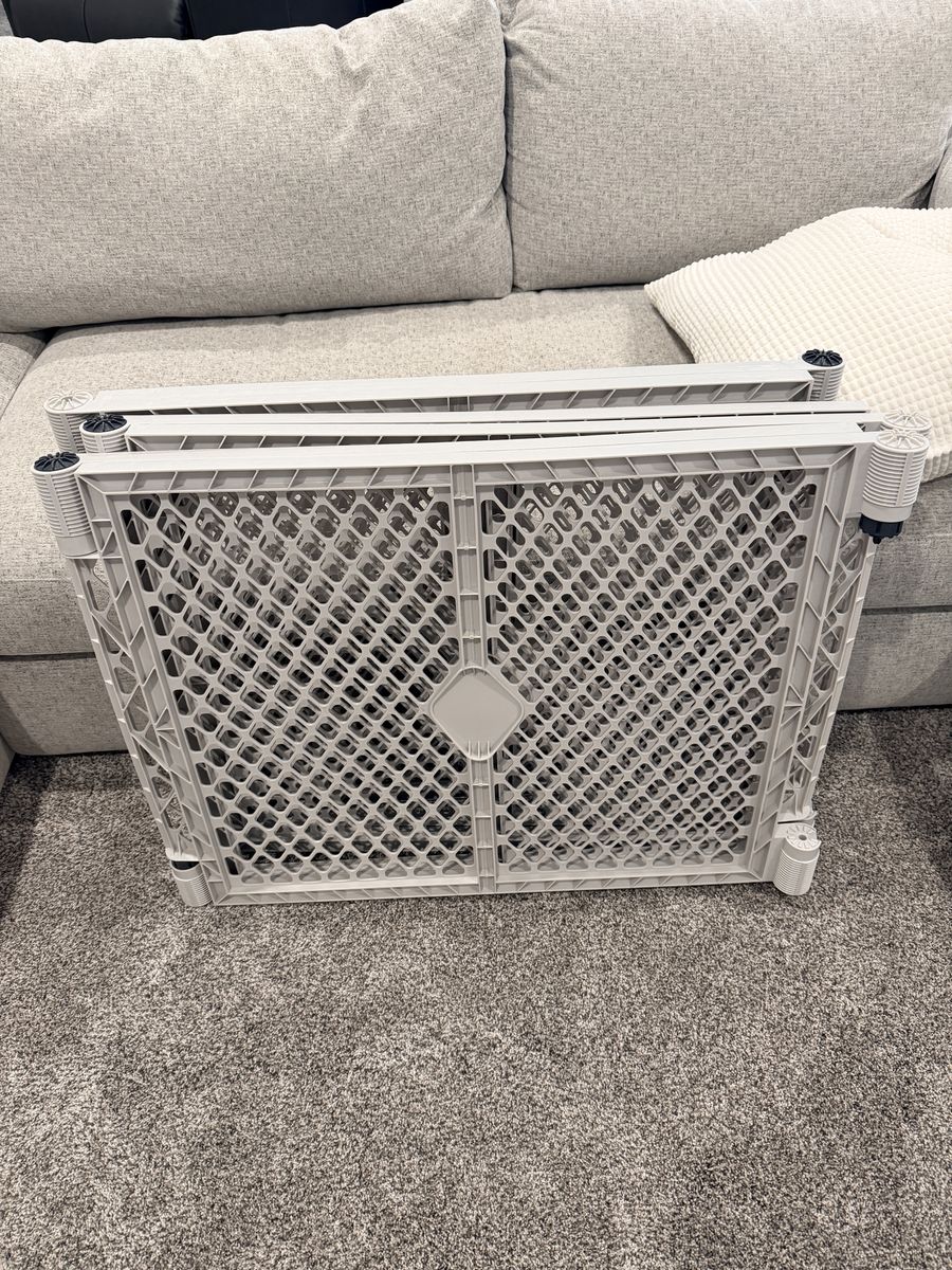 Toddleroo by North States Superyard 6-Panel Baby Playpen - Indoor/Outdoor, Light Gray