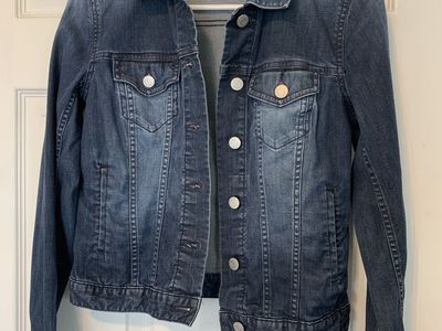 Women's Small Blue Denim Jacket by Cremieux