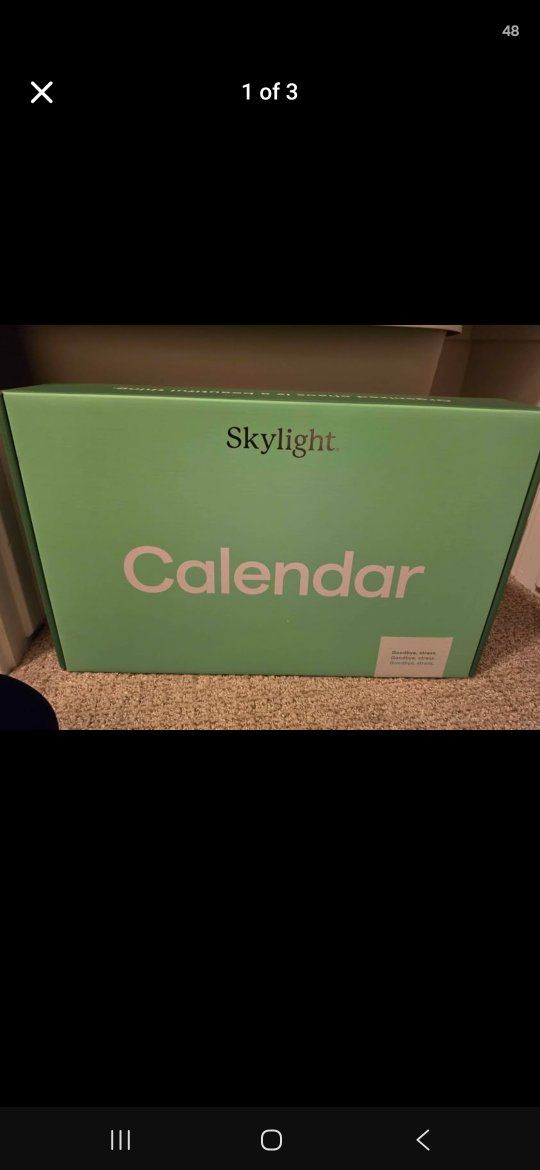 Skylight Calendar 15-inch Smart Digital Wall Calendar & Display, White, New in Box