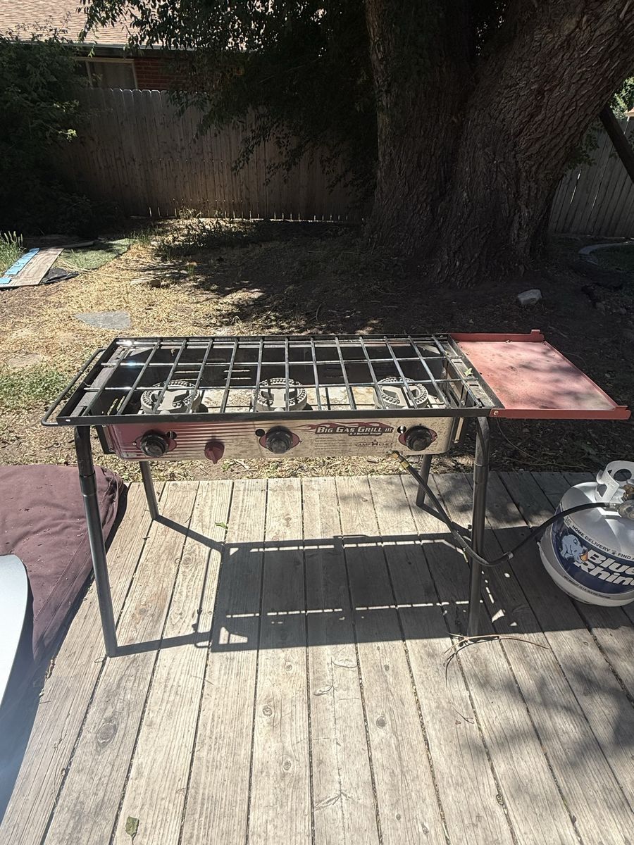 Camp Chef Big Gas Grill 3 Burner
