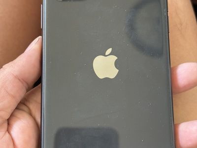 Apple iPhone 11 - Unlocked