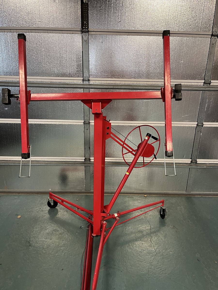 Main image 7