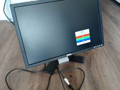 22" Dell Monitor VGA and power cable included