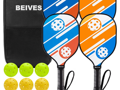 New Pickleball set, 4 pickleball rackets, 6 balls, carrying bag