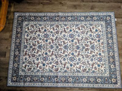 NEW Elegant Vintage Floral Area Rug – Blue Cream Persian Style Rug 7'6" x 5'