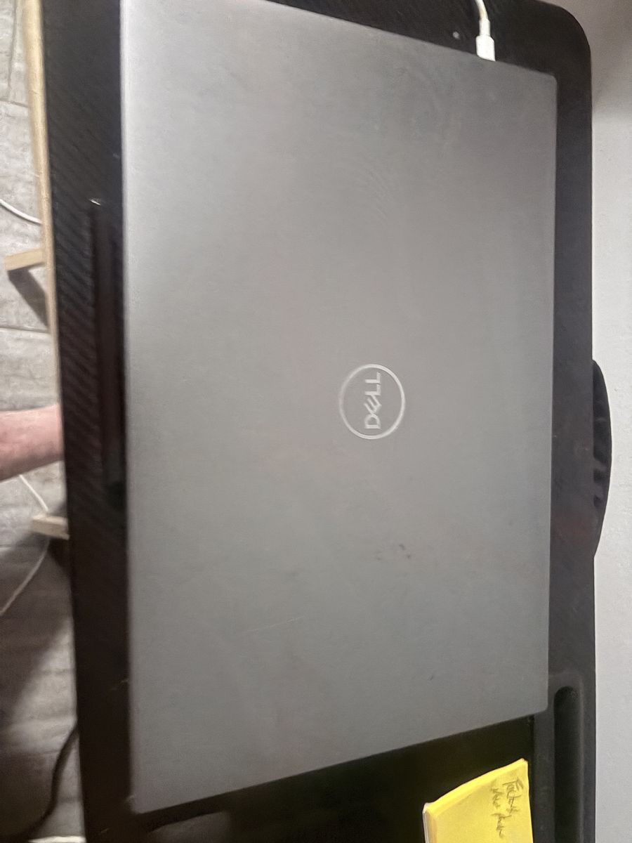 Dell precision 5760 11th gen, i7 2.5GHz 16GB 4GB 238GB Nvida RTX A2000 windows 11 pro 