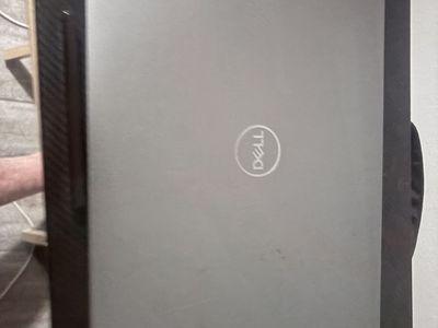 Dell precision 5760 11th gen, i7 2.5GHz 16GB 4GB 238GB Nvida RTX A2000 windows 11 pro