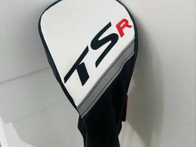 NEW Titleist TSR3 Driver 9.0° RH - HZRDUS Black 60 6.0 Stiff - Sealed in Plastic w/ Headcover