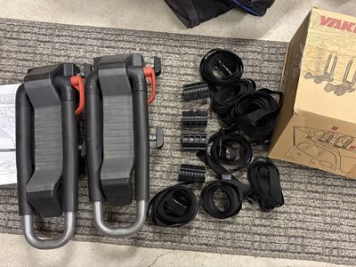 Yakima JayLow #8004073 Kayak Carrier - Foldable J-Cradle for 1-2 Kayaks