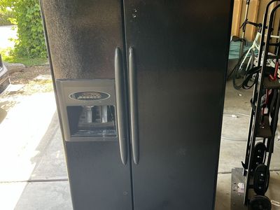 Whirlpool Black Side-by-Side Refrigerator with Ice & Water Dispenser
