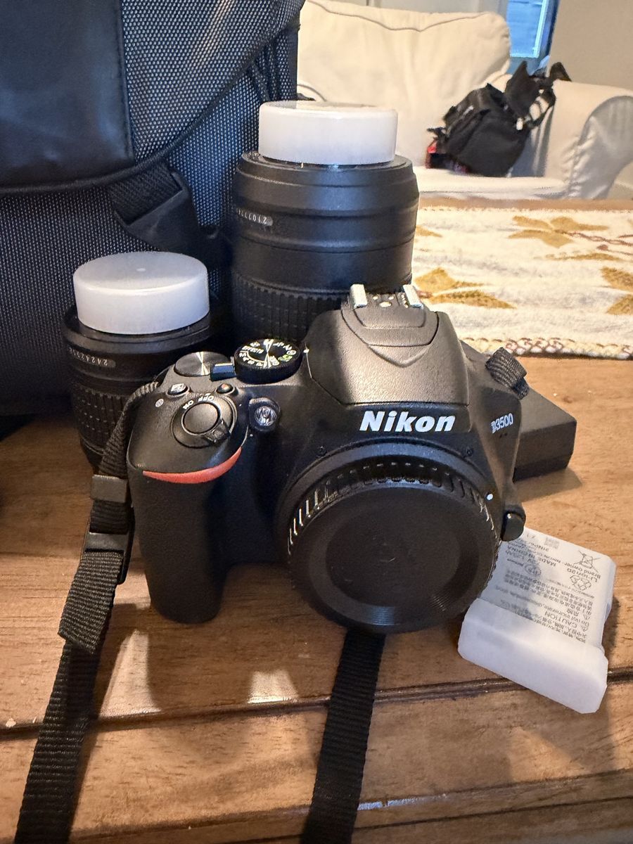 Nikon D3500 digital camera
