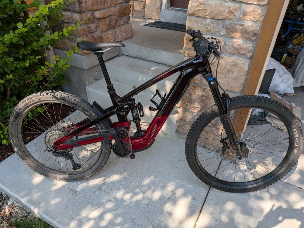 Only 27 Miles 2025 Trek Slash+ 9.7 EMTB