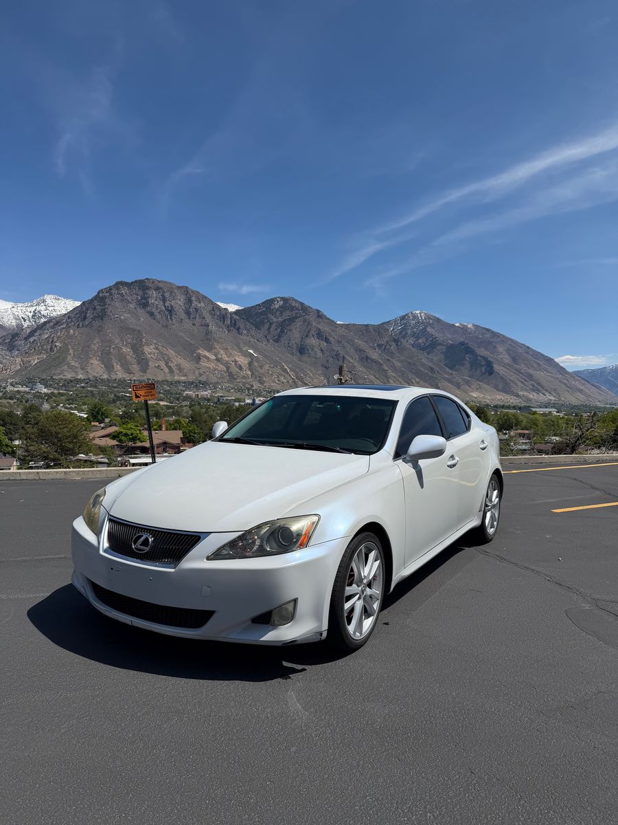 2006 Lexus IS Base