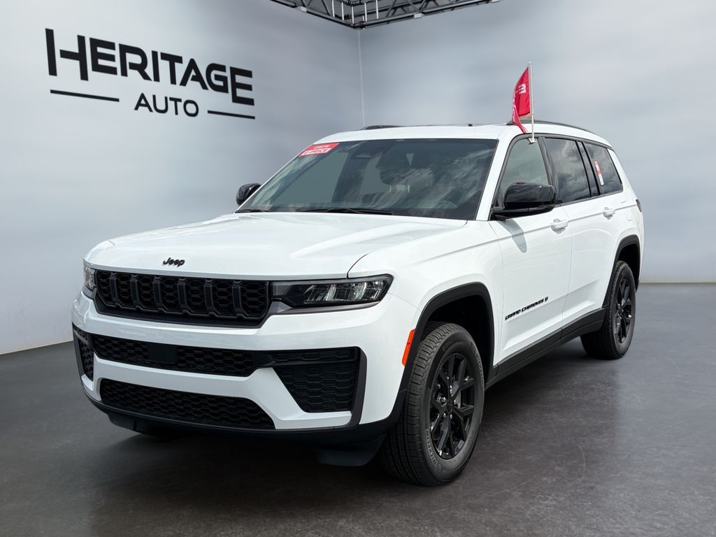 2026 Jeep Grand Cherokee L Laredo Altitude