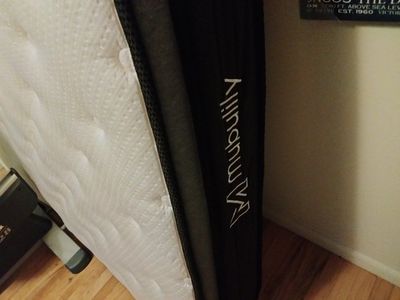 Queen M Mubulity mattress