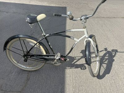 Schwinn SS Beach Cruiser Bicycle