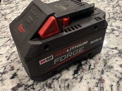 Milwaukee Forge Battery 8.0
