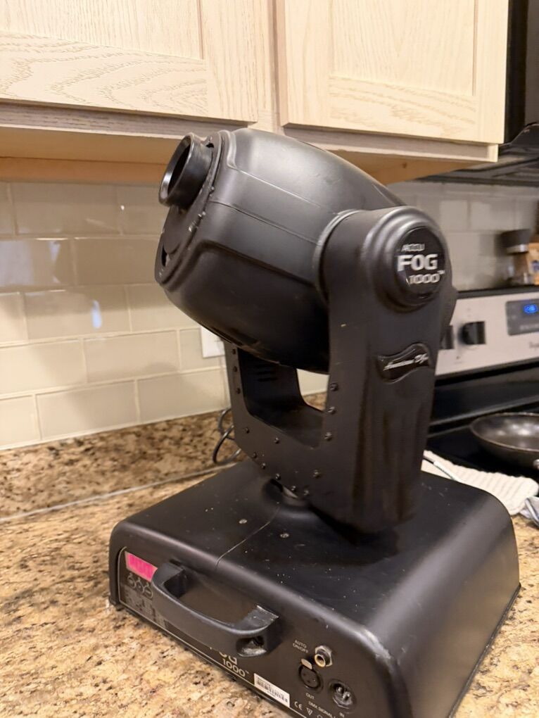 Accu Fog 1000 Fog Machine