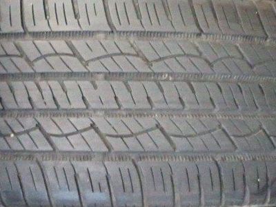 Single 225/65R17 Tire