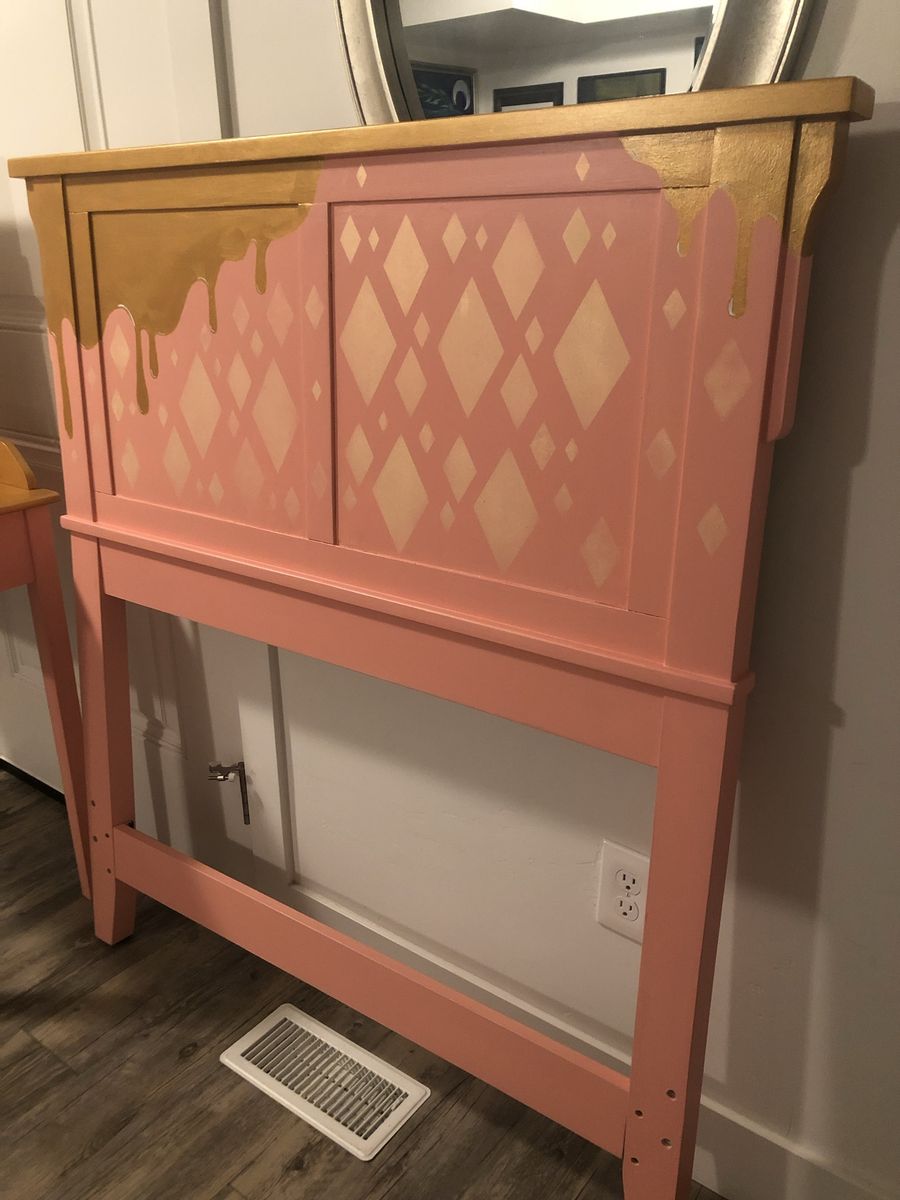 Main image 3