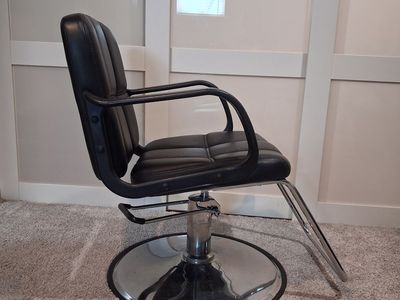 Used hydraulic salon styling chair for sale - $35 OBO