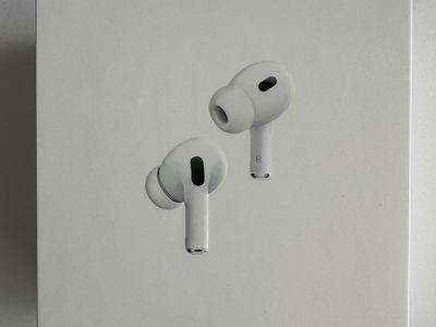 Apple AirPods Pro 2nd Generation MagSafe/Lightning Charging Case