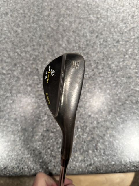 Mizuno 56* Wedge