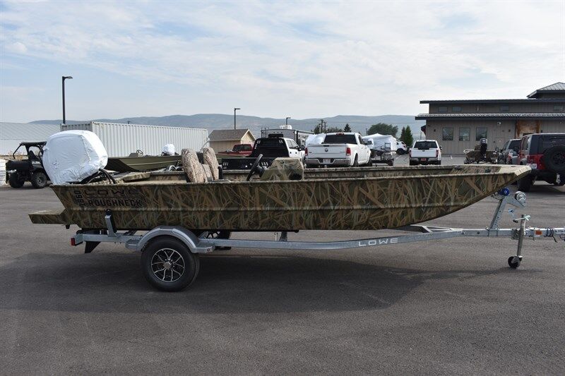 2025 Lowe Rough Neck 1860 Side Console with a 90HP Mercury Engine