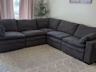 FREE DELIVERY Cloud Sectional with Electric Recliners