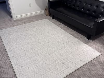 Ruggable Light Grey Geometric Washable Rug - 5x7 ft
