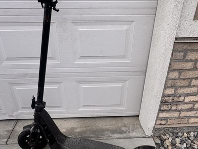Broken Bugatti 9.0 Scooter - For Parts or Repair (No Charger)