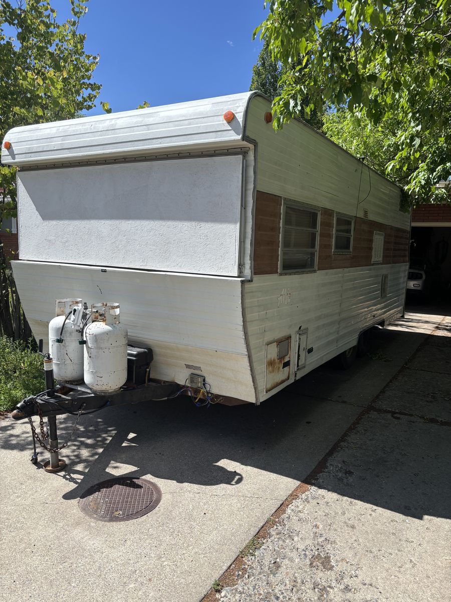 Aljo camper trailer