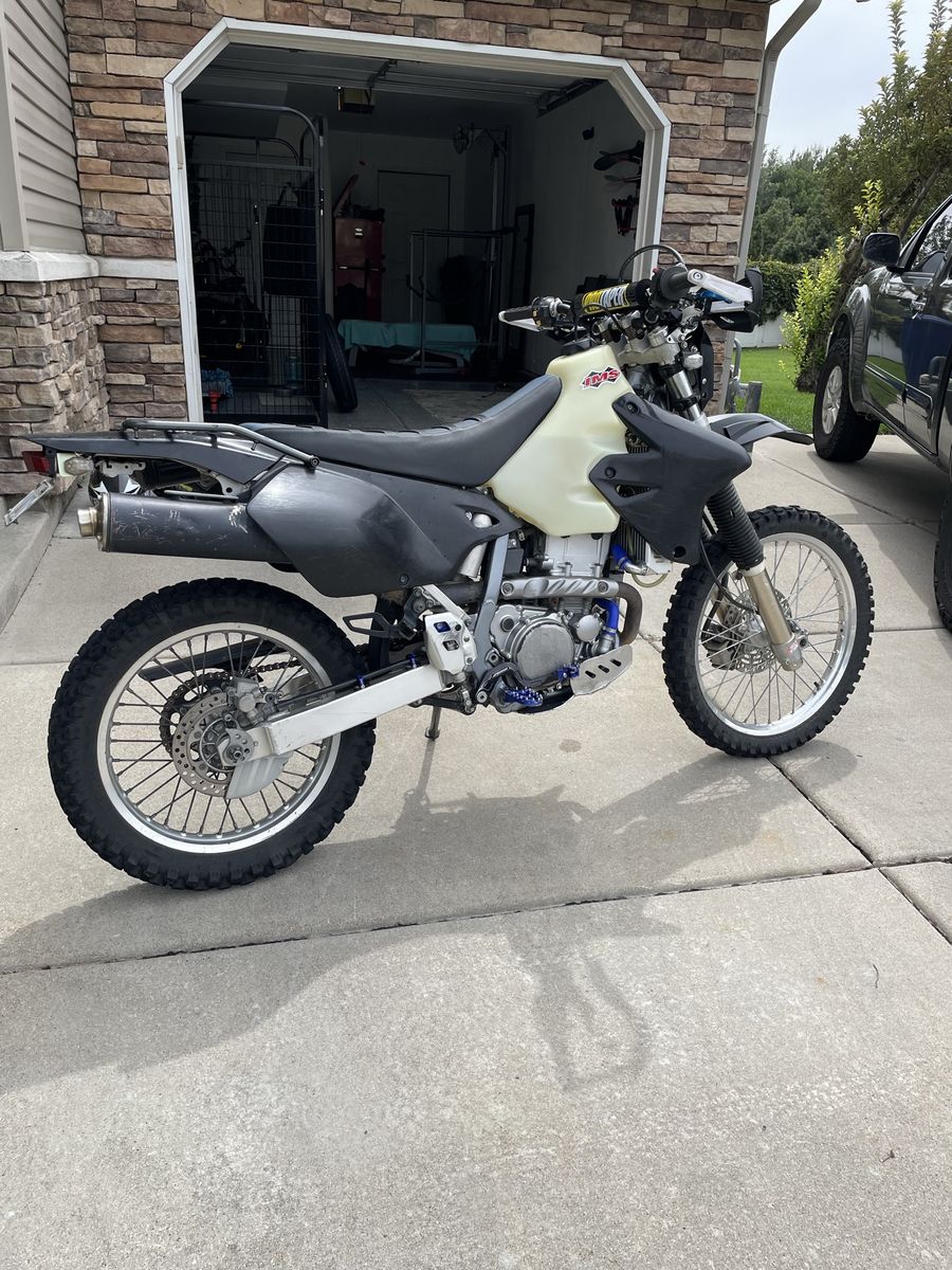 Suzuki DR-Z400 