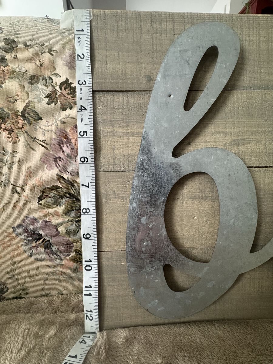 Main image 6