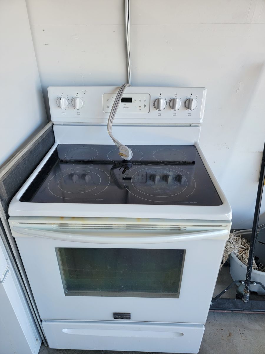 Electric stove glass top