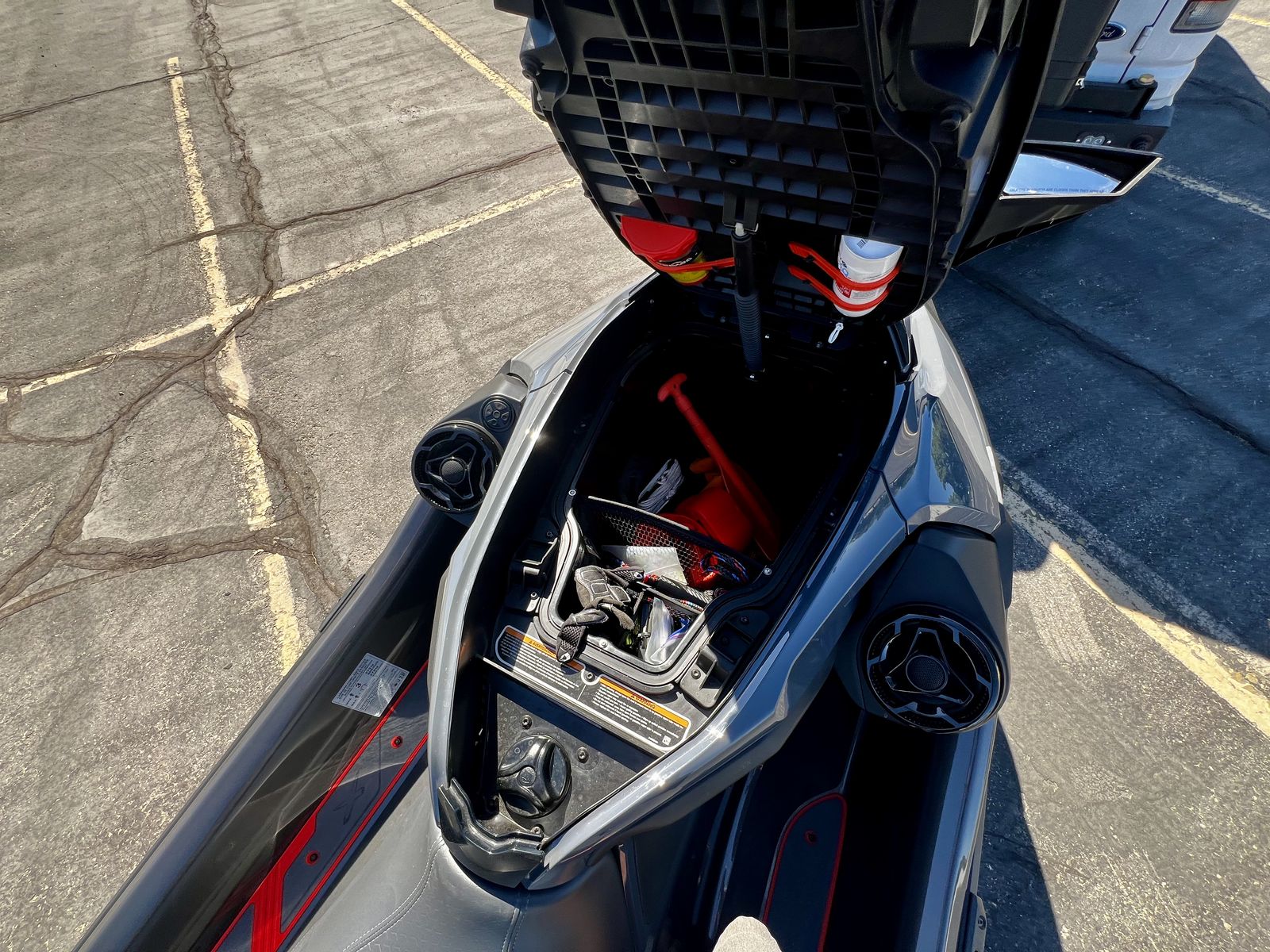 Main image 10