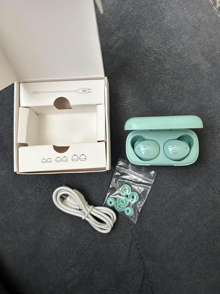 Bluetooth Wireless Earbuds