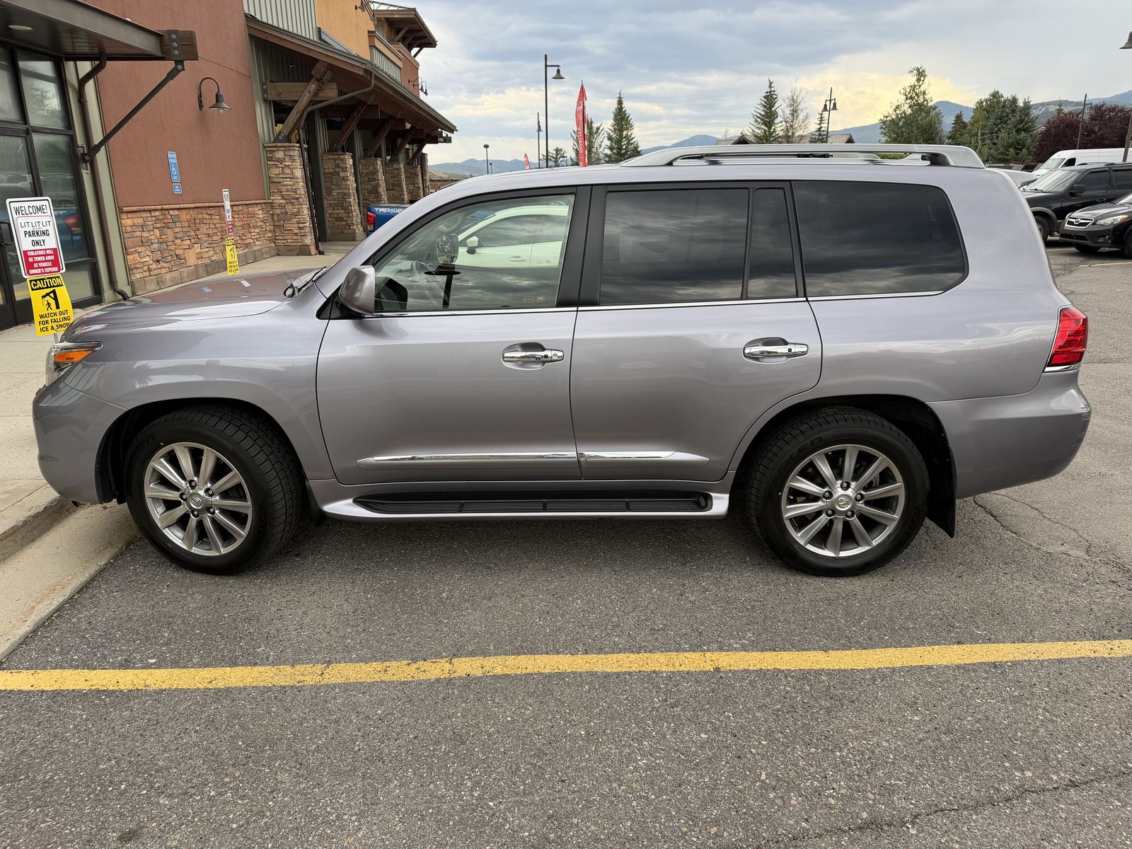 2011 Lexus LX Three-Row
