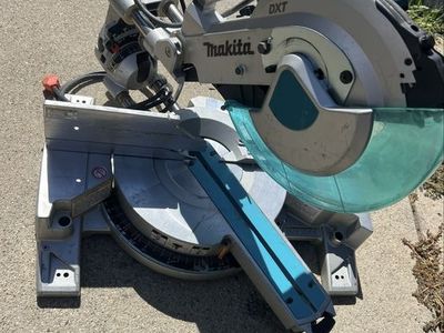 Makita LS1016L 10" Dual Slide Compound Miter Saw with Laser