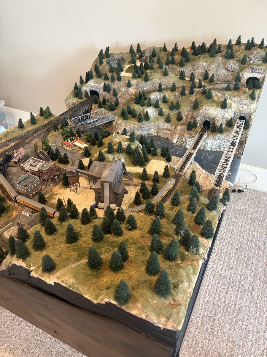 Main image 3